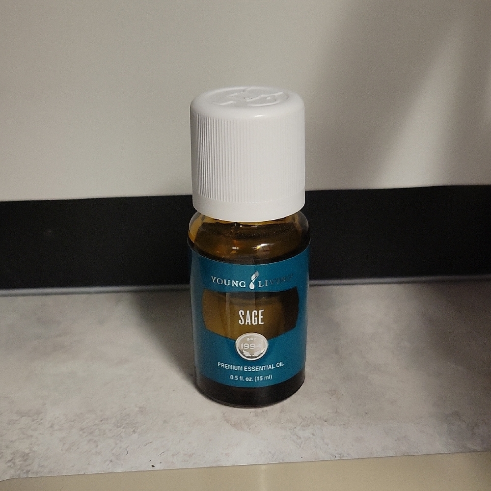 Young Living Sage Essential Oil with Blue Label